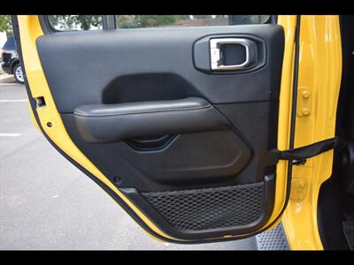 2019 Jeep Wrangler Unlimited Sahara   - Photo 22 - Mesa, AZ 85201