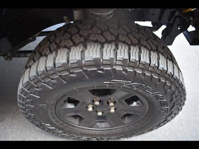 2019 Jeep Wrangler Unlimited Sahara   - Photo 43 - Mesa, AZ 85201