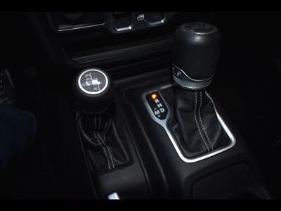 2019 Jeep Wrangler Unlimited Sahara   - Photo 13 - Mesa, AZ 85201