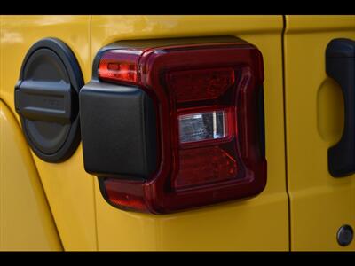 2019 Jeep Wrangler Unlimited Sahara   - Photo 53 - Mesa, AZ 85201