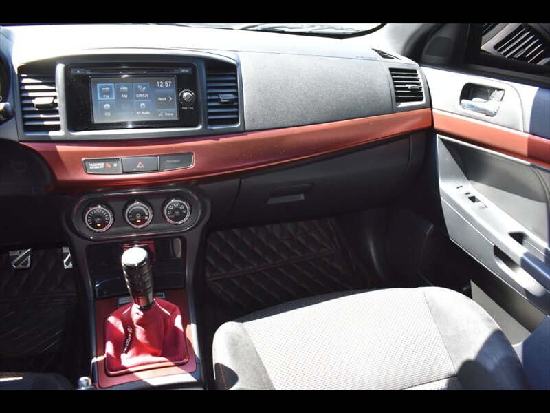 2015 Mitsubishi Lancer Evolution Final Edition photo 28