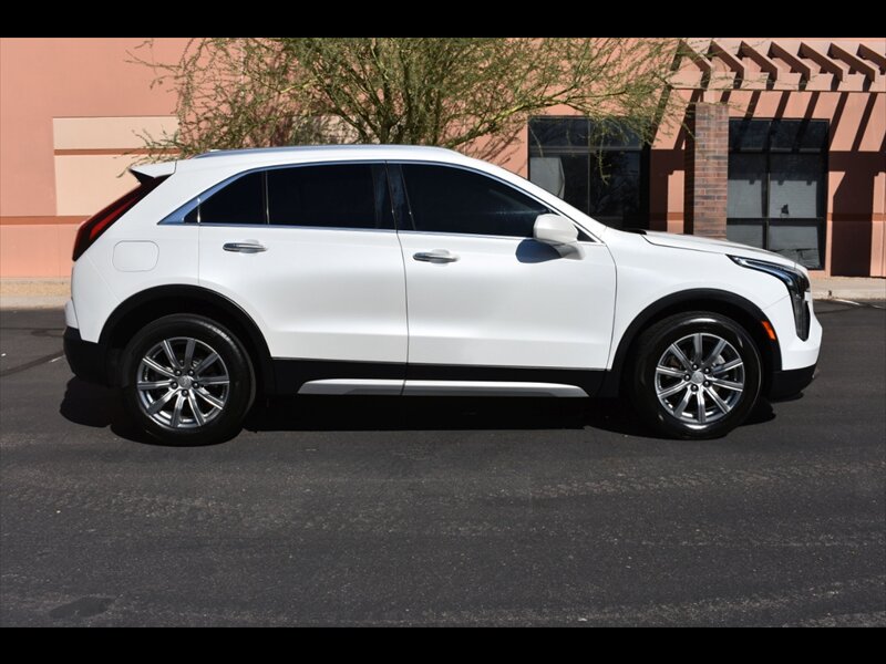 2020 Cadillac XT4 Premium Luxury   - Photo 1 - Mesa, AZ 85201