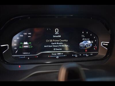 2024 GMC Yukon Denali   - Photo 10 - Mesa, AZ 85201