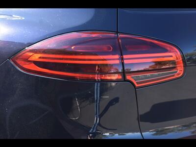 2017 Porsche Cayenne S E-Hybrid   - Photo 50 - Mesa, AZ 85201
