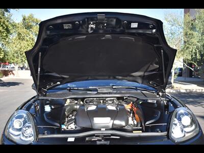 2017 Porsche Cayenne S E-Hybrid   - Photo 40 - Mesa, AZ 85201