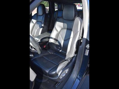 2017 Porsche Cayenne S E-Hybrid   - Photo 16 - Mesa, AZ 85201
