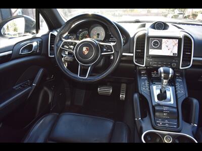 2017 Porsche Cayenne S E-Hybrid   - Photo 30 - Mesa, AZ 85201