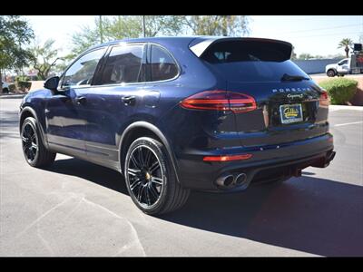 2017 Porsche Cayenne S E-Hybrid   - Photo 6 - Mesa, AZ 85201