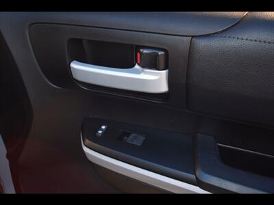 2021 Toyota Tundra SR5   - Photo 38 - Mesa, AZ 85201