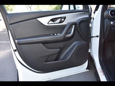 2021 Chevrolet Blazer LT - Photo 16 - Mesa, AZ 85201