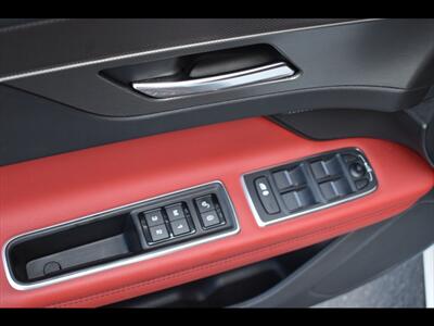 2017 Jaguar XF S   - Photo 19 - Mesa, AZ 85201