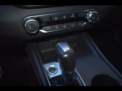 2022 Nissan Altima 2.5 SR - Photo 12 - Mesa, AZ 85201