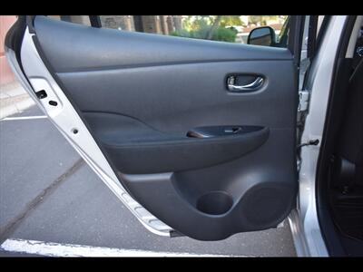 2016 Nissan LEAF SV   - Photo 22 - Mesa, AZ 85201