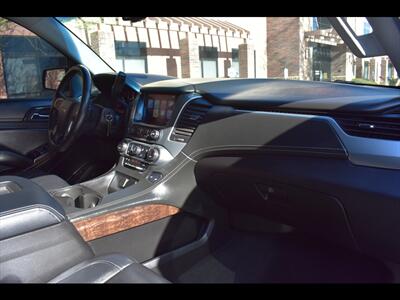 2018 Chevrolet Suburban LT   - Photo 39 - Mesa, AZ 85201