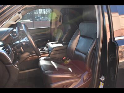 2018 Chevrolet Suburban LT   - Photo 23 - Mesa, AZ 85201
