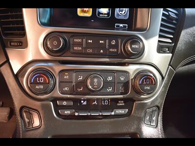 2018 Chevrolet Suburban LT   - Photo 35 - Mesa, AZ 85201