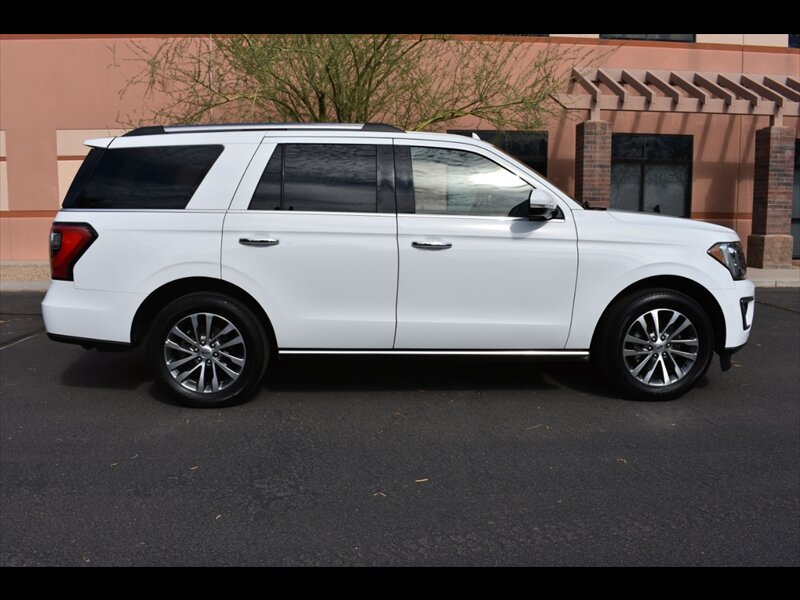 2018 Ford Expedition Limited - Photo 1 - Mesa, AZ 85201