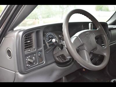 2004 Chevrolet Silverado 2500HD Work Truck   - Photo 10 - Mesa, AZ 85201