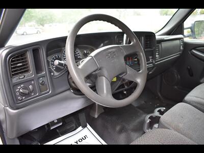 2004 Chevrolet Silverado 2500HD Work Truck   - Photo 18 - Mesa, AZ 85201