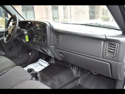 2004 Chevrolet Silverado 2500HD Work Truck   - Photo 17 - Mesa, AZ 85201