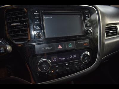 2016 Mitsubishi Outlander SE - Photo 10 - Mesa, AZ 85201