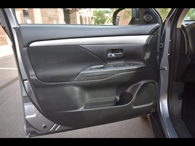 2016 Mitsubishi Outlander SE - Photo 16 - Mesa, AZ 85201