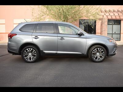 2016 Mitsubishi Outlander SE - Photo 1 - Mesa, AZ 85201