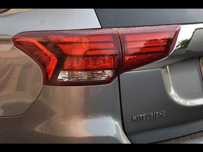 2016 Mitsubishi Outlander SE - Photo 43 - Mesa, AZ 85201