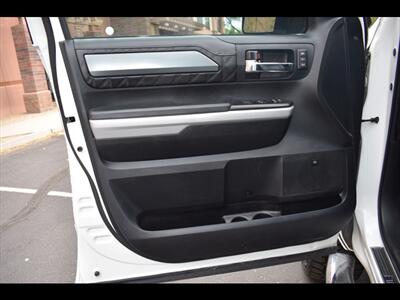 2019 Toyota Tundra Platinum   - Photo 17 - Mesa, AZ 85201