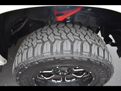 2019 Toyota Tundra Platinum   - Photo 38 - Mesa, AZ 85201
