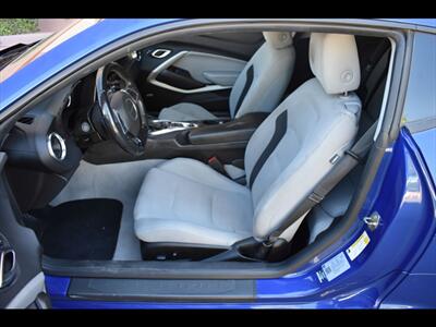 2021 Chevrolet Camaro LT - Photo 16 - Mesa, AZ 85201