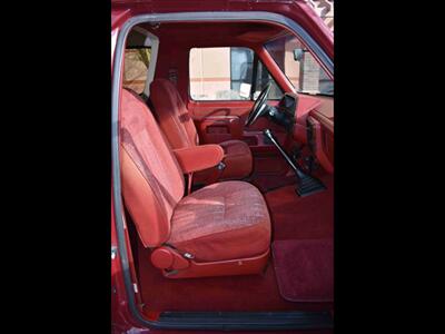 1990 Ford Bronco Custom   - Photo 26 - Mesa, AZ 85201