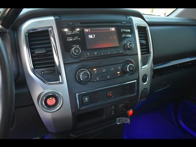 2017 Nissan Titan SV - Photo 11 - Mesa, AZ 85201