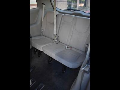2019 Kia Sedona LX   - Photo 22 - Mesa, AZ 85201