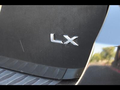 2019 Kia Sedona LX   - Photo 53 - Mesa, AZ 85201