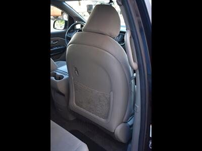 2019 Kia Sedona LX   - Photo 28 - Mesa, AZ 85201