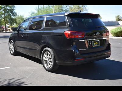 2019 Kia Sedona LX   - Photo 6 - Mesa, AZ 85201