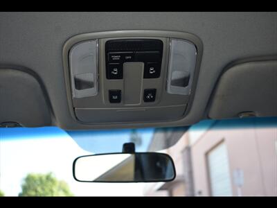 2019 Kia Sedona LX   - Photo 33 - Mesa, AZ 85201