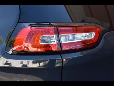 2018 Jeep Cherokee Latitude Plus   - Photo 48 - Mesa, AZ 85201