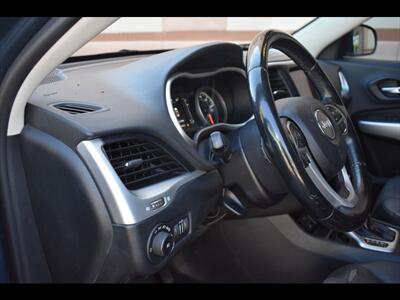 2018 Jeep Cherokee Latitude Plus   - Photo 19 - Mesa, AZ 85201