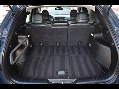 2018 Jeep Cherokee Latitude Plus   - Photo 25 - Mesa, AZ 85201