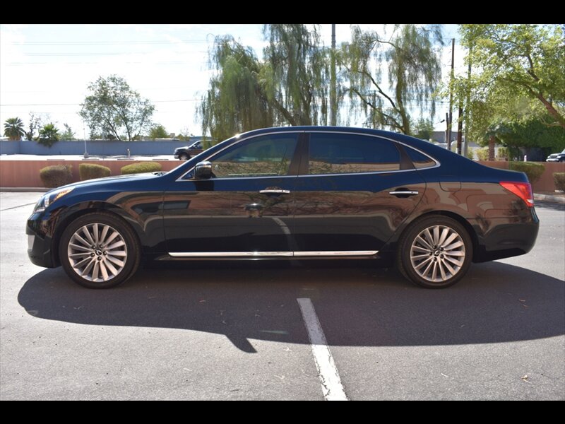 2016 Hyundai Equus Signature photo 4
