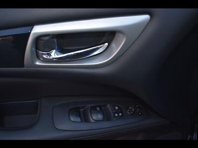 2019 Nissan Pathfinder SV   - Photo 19 - Mesa, AZ 85201