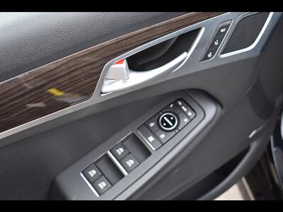2015 Hyundai Genesis 3.8L   - Photo 19 - Mesa, AZ 85201