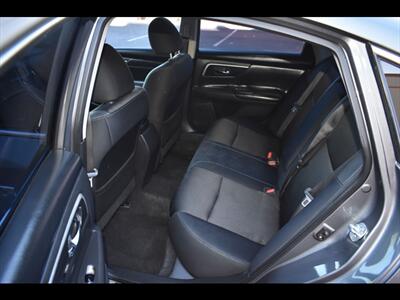 2018 Nissan Altima 2.5 SR   - Photo 19 - Mesa, AZ 85201