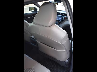 2020 Toyota Camry SE   - Photo 26 - Mesa, AZ 85201