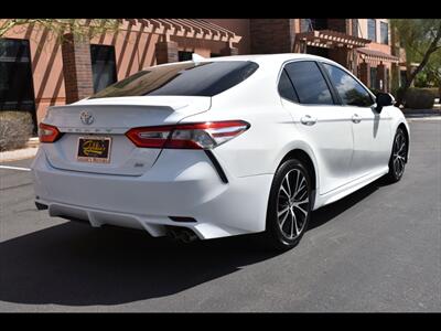 2020 Toyota Camry SE   - Photo 7 - Mesa, AZ 85201