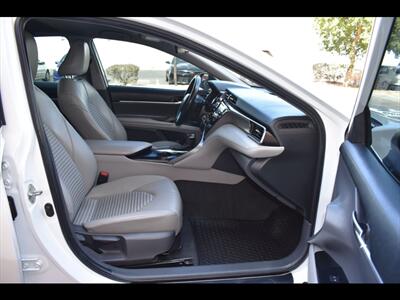 2020 Toyota Camry SE   - Photo 31 - Mesa, AZ 85201