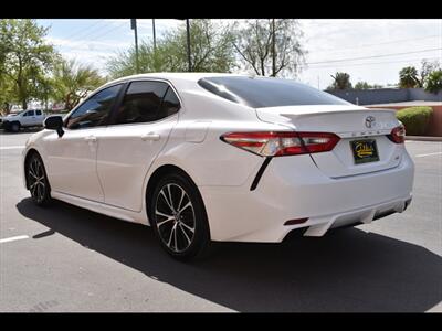 2020 Toyota Camry SE   - Photo 6 - Mesa, AZ 85201