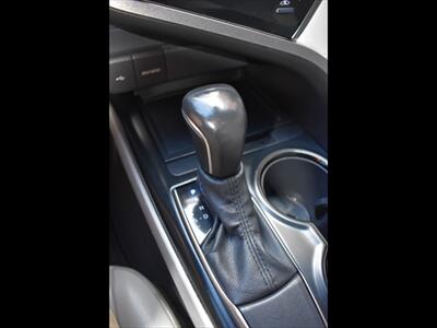 2020 Toyota Camry SE   - Photo 12 - Mesa, AZ 85201
